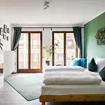 Apollo Apartments