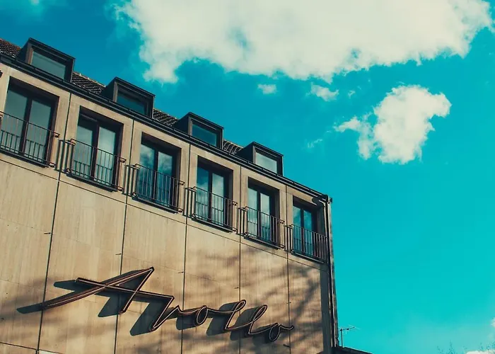 Apollo Apartments